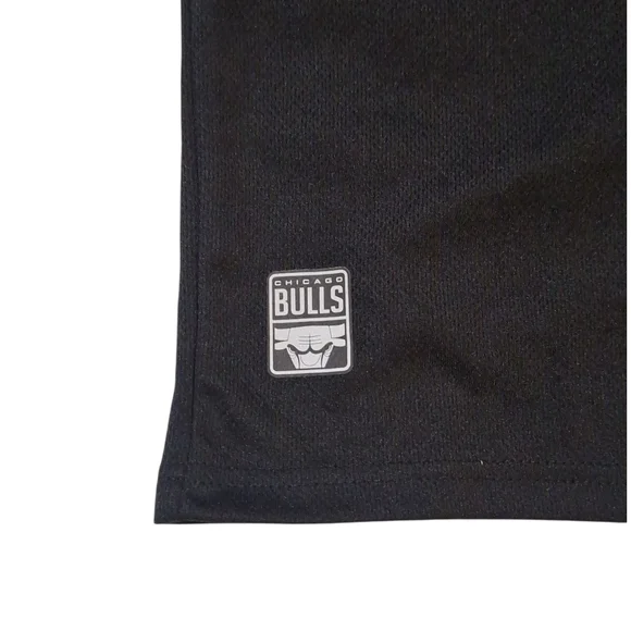 NBA CHICAGO BULLS JERSEY SIZE XL - Picture 5 of 5